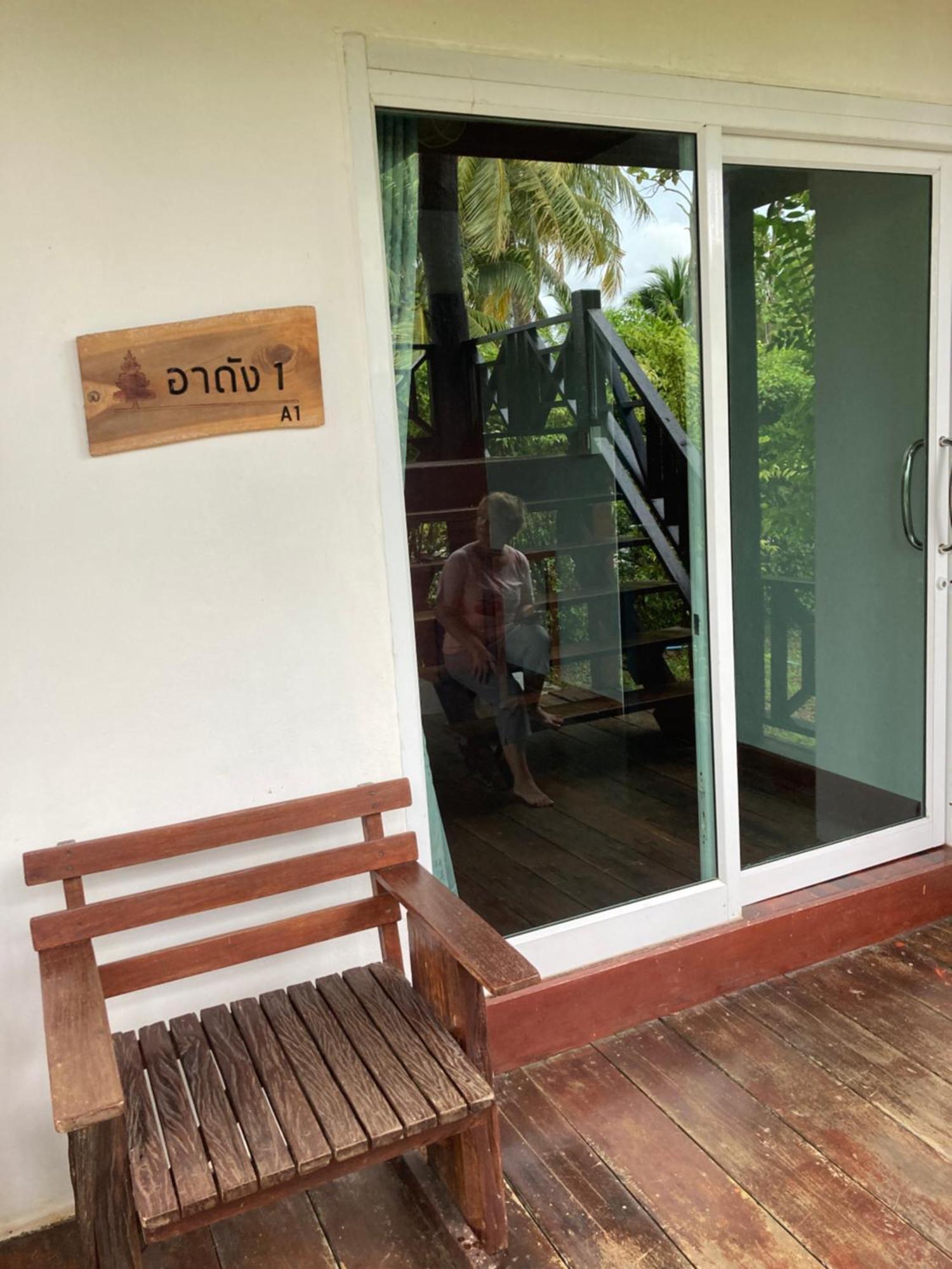 The Chevalley Beach Resort Satun Exterior foto